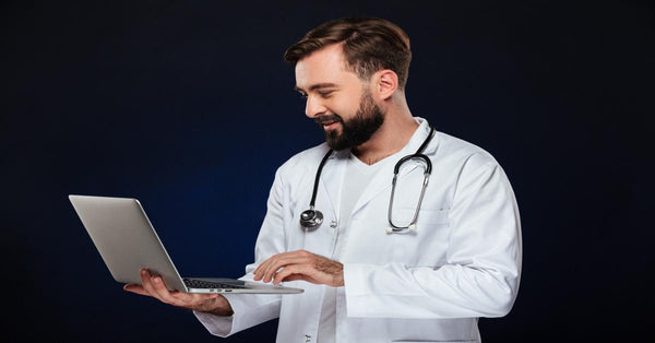 portrait-smiling-male-doctor-dressed-uniform
