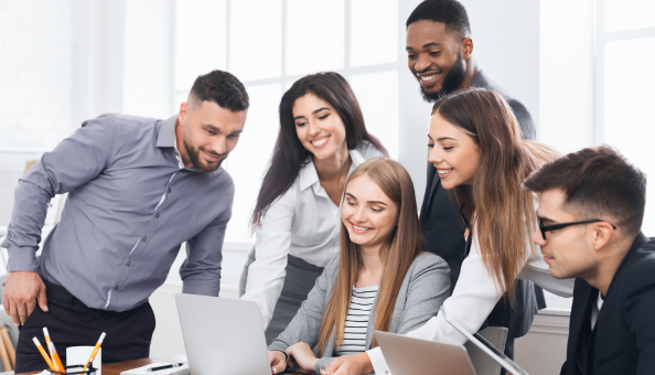 Projektmanagement & Agile Frameworks