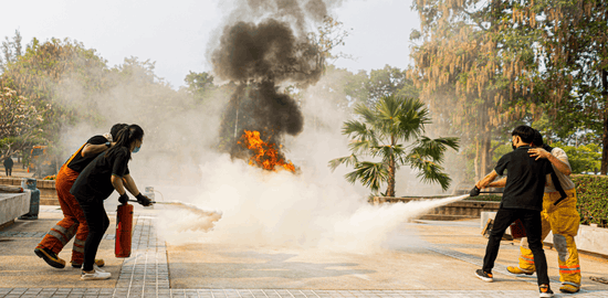 Brandschutz Training: How to Handle a Feuerlöscher Correctly