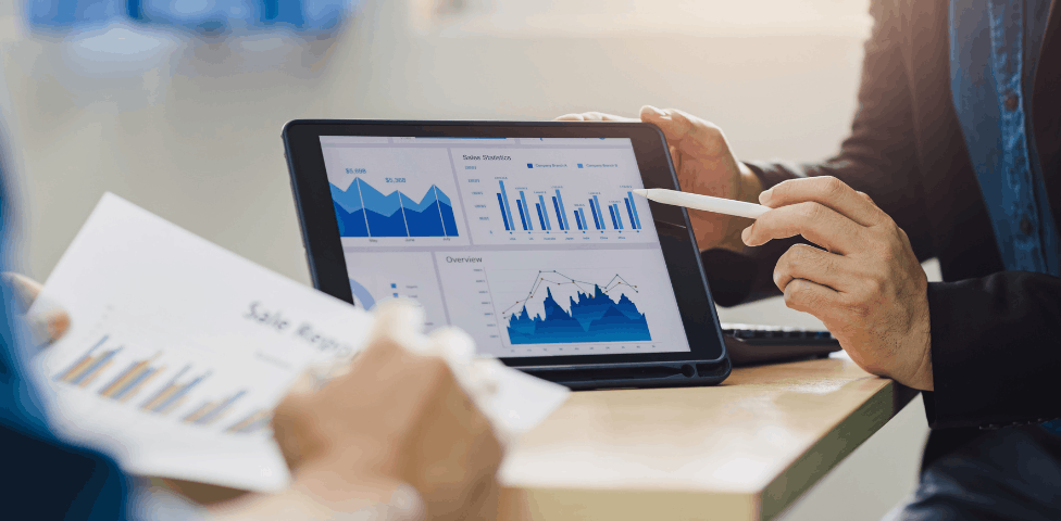 Cash Flow vs Profit: Why Profitable Businesses Run Out