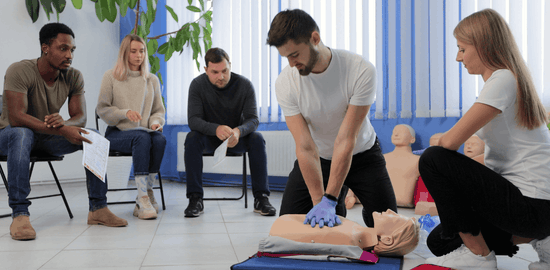 Emergency Preparedness: First Aid Training for Ersthelfer in 2026