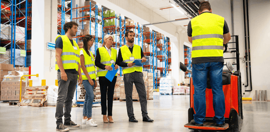 Forklift & Telehandler Operation Training (Flurförderzeuge): Safety and Efficiency Tips