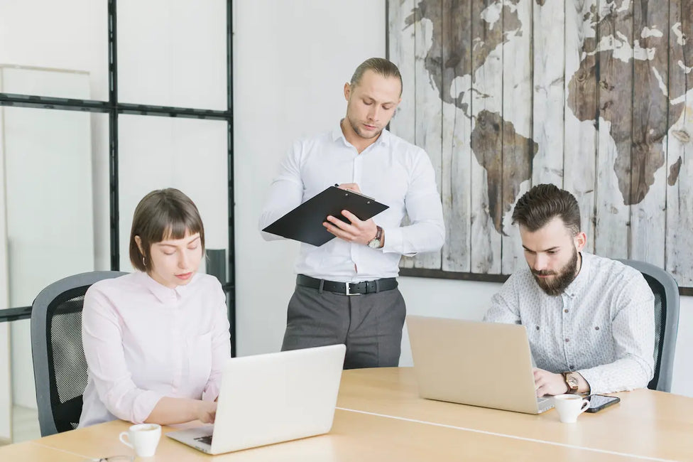 Hybrid Leadership in Germany: Skills That Actually Work