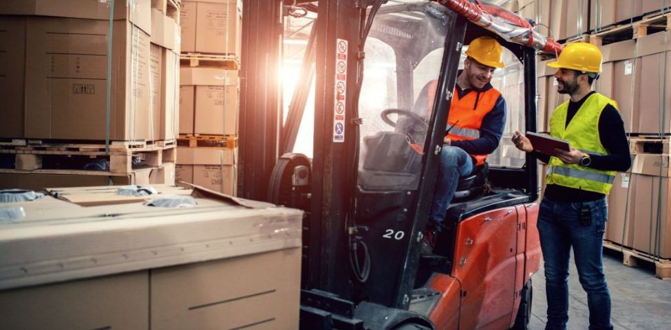 Flurförderzeuge Course: Boost Productivity and Safety in Forklift Operations