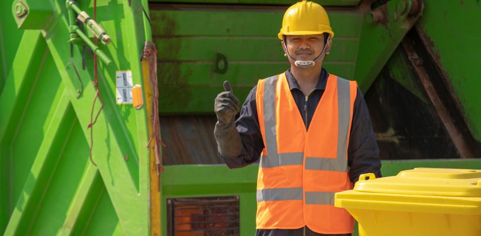 Sustainable Waste Management: Environmental Compliance Training for Professionals