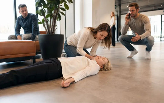 What to Do When Someone Faints